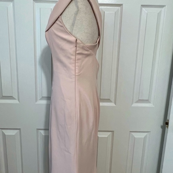 DRESSY COLLECTION VIVIAN DIAMOND V-NECK OFF SHOULDER FRONT SLIT GOWN. SIZE 4 REG - Picture 4 of 8